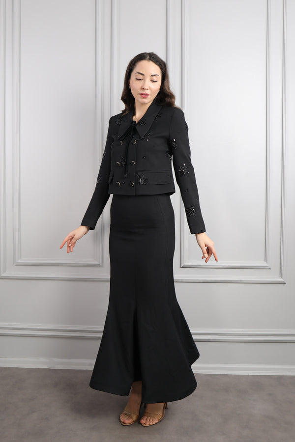 Yakası Bağlamalı Boncuk İşlemeli Etek Takım Siyah