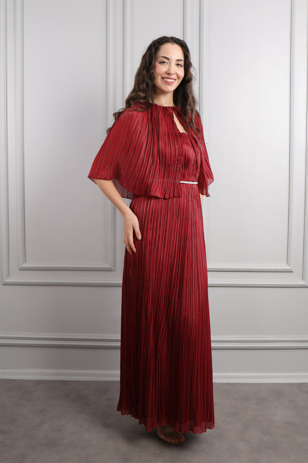 Straplez Pelerin Detaylı Kemeri Taş İşlemeli Pileli Şifon Elbise Bordo