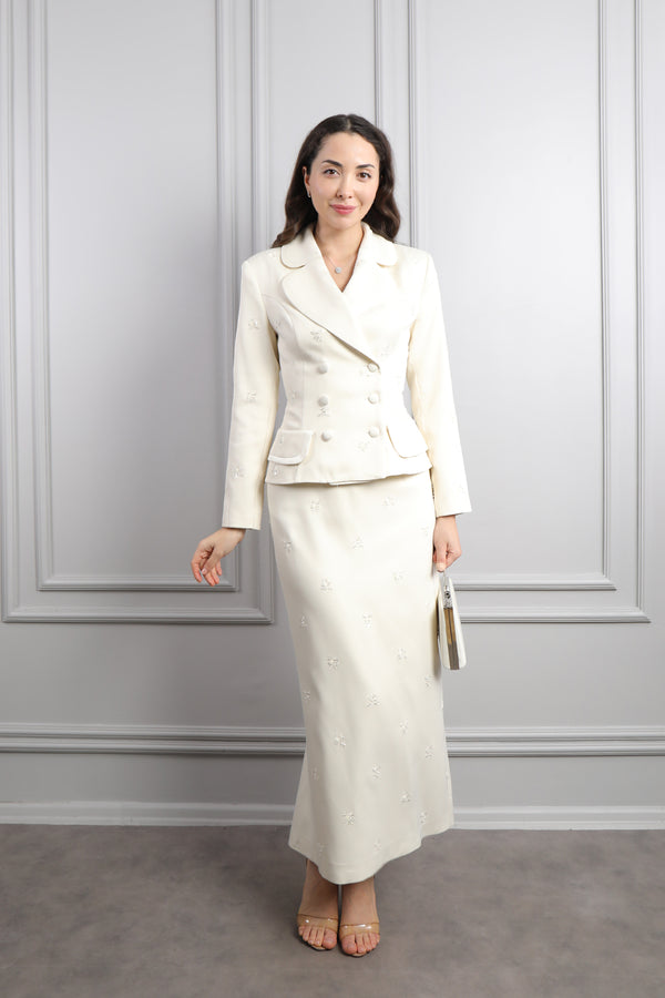 Önü Düğmeli Boncuk İşlemeli Çanta Aksesuar Detaylı Etek Takım Ekru