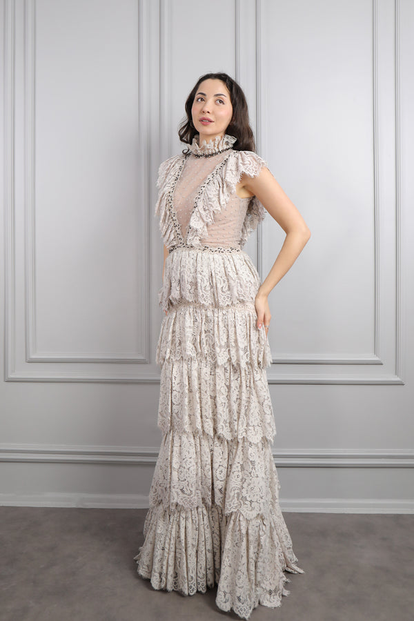 Hakim Yaka Transparan Detaylı Fırfırlı Dantelli Büyük Beden Abiye Taş