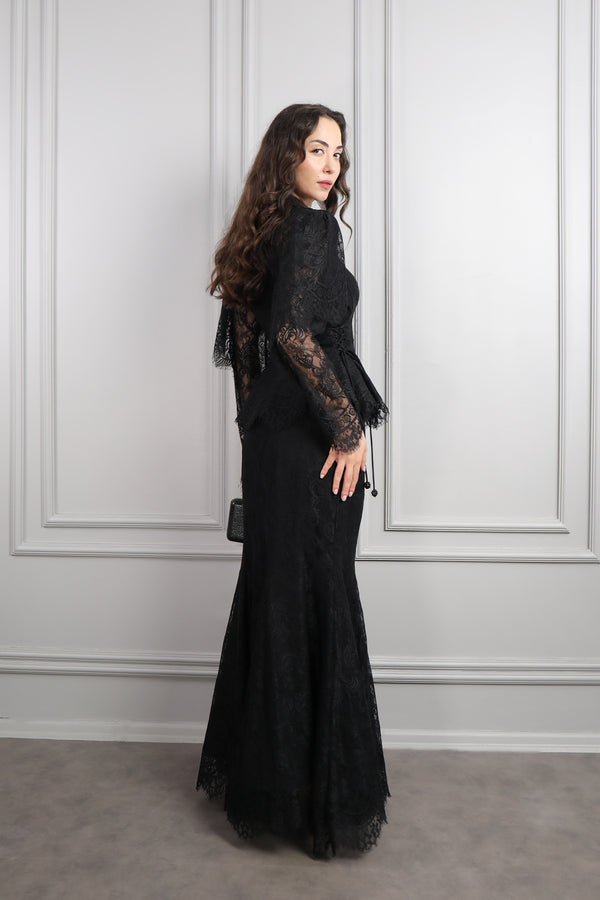 Hakim Yaka İnci İşlemeli Dantelli Etek Takım Siyah