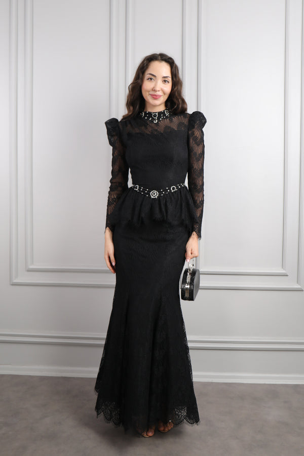 Hakim Yaka Boncuk İşlemeli Çanta Aksesuar Detaylı Dantelli Etek Takım Siyah