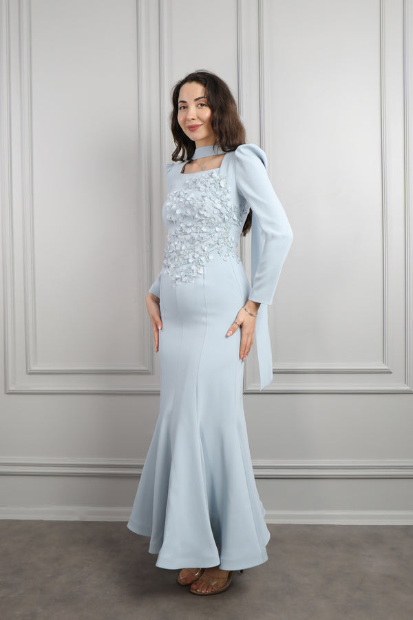 Kare Yaka Çiçekli Fular Detaylı Elbise Mavi