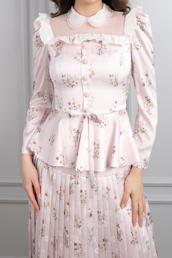 Yakası Transparan Beli Fiyonk Detaylı Desenli Saten Pileli Etek Takım Pudra