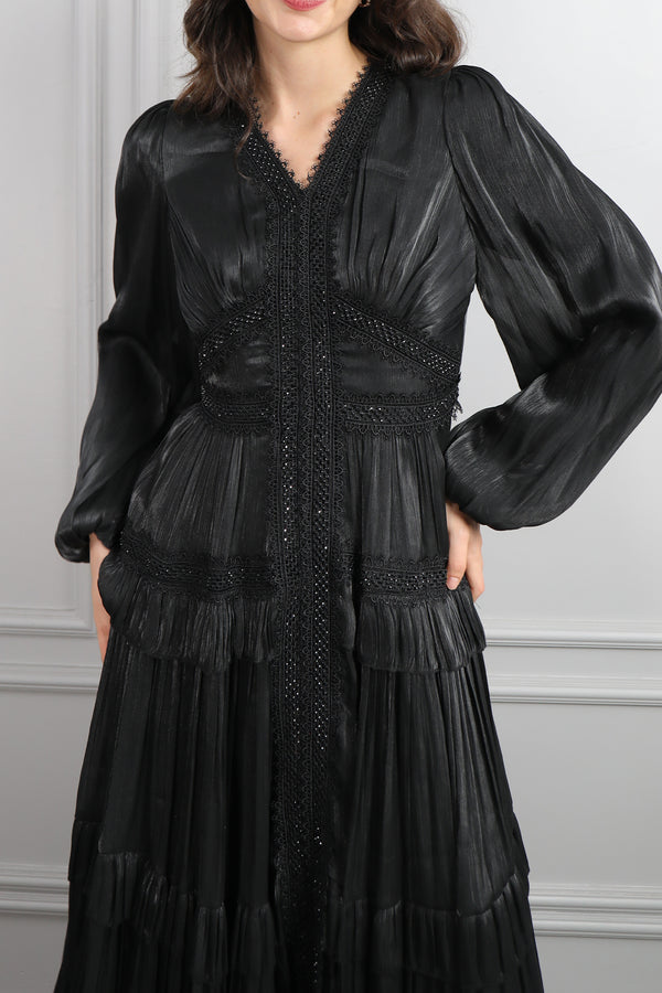 V Yaka Göpür Detaylı Şifon Elbise