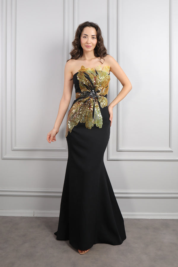 Straplez Önü Çiçek Detaylı Abiye Siyah