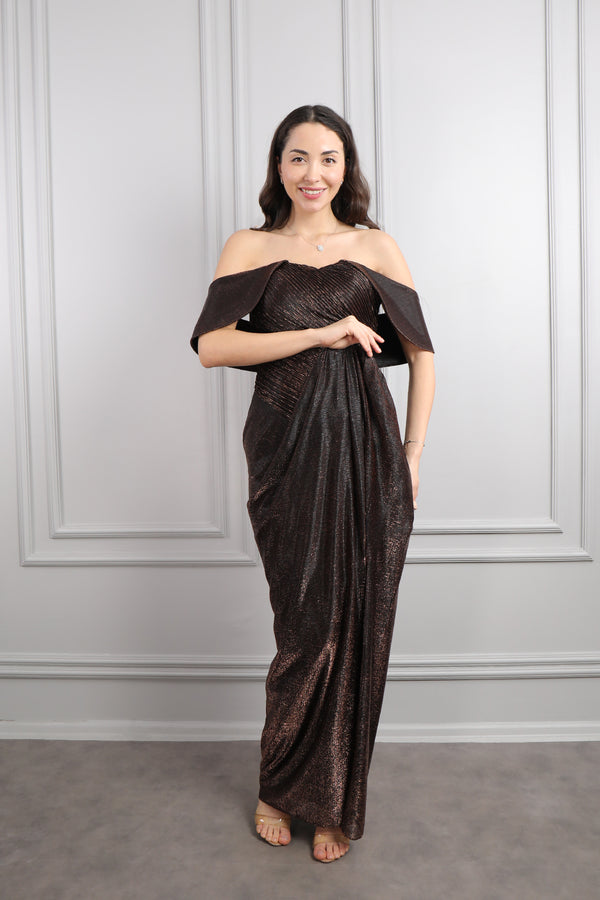 Hayık Yaka Önü Drapeli Yırtmaçlı Parlak Kumaş Abiye Bakır