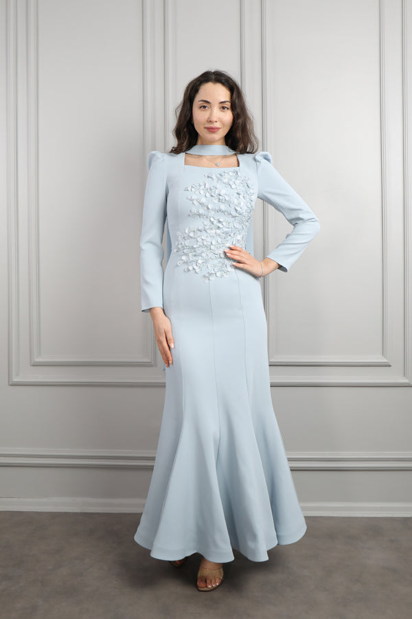 Kare Yaka Çiçekli Fular Detaylı Elbise Mavi