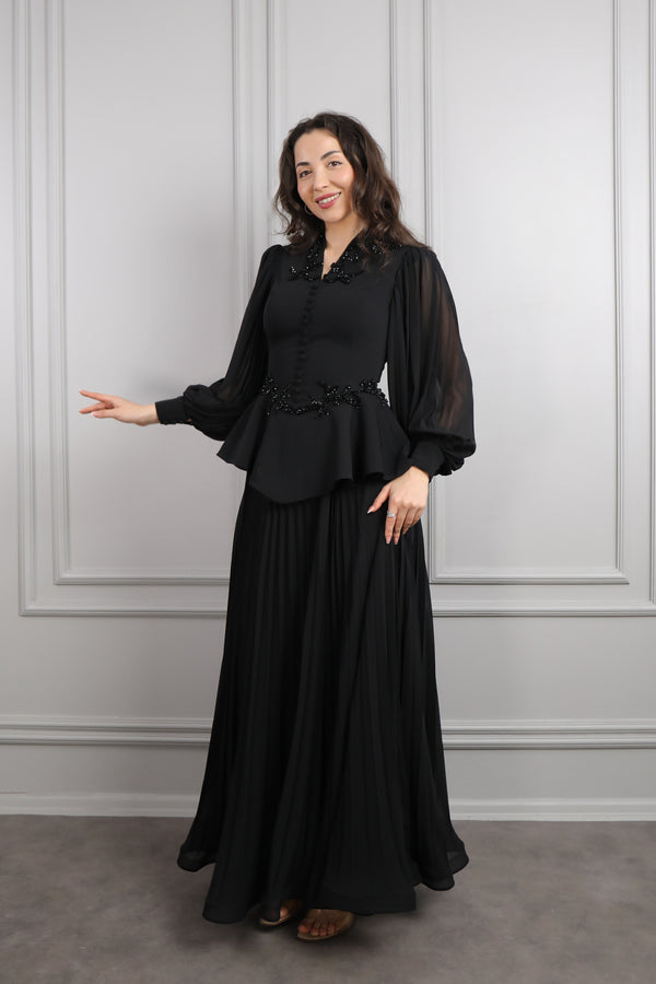 Önü Düğmeli Boncuk İşlemeli Pileli Etek Takım Siyah