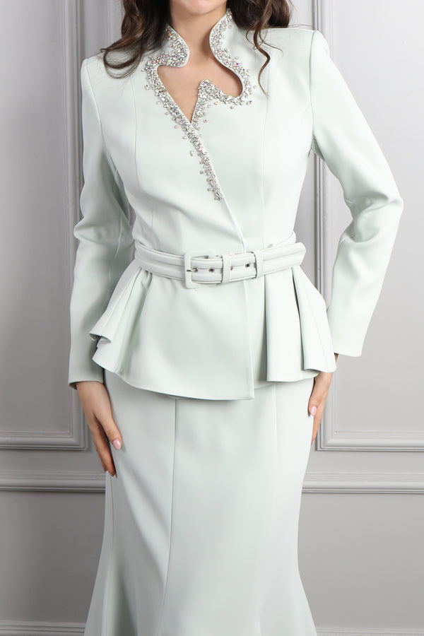 Asimetrik Yaka Beli Kemerli Taş Detaylı Etek Takım Mint