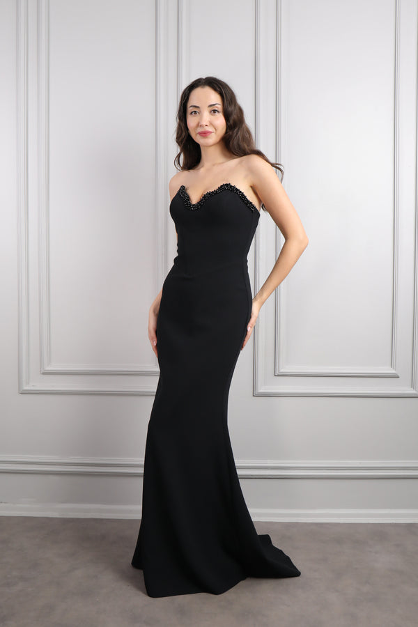 Straplez İnci İşlemeli Pelerin Detaylı Abiye Siyah