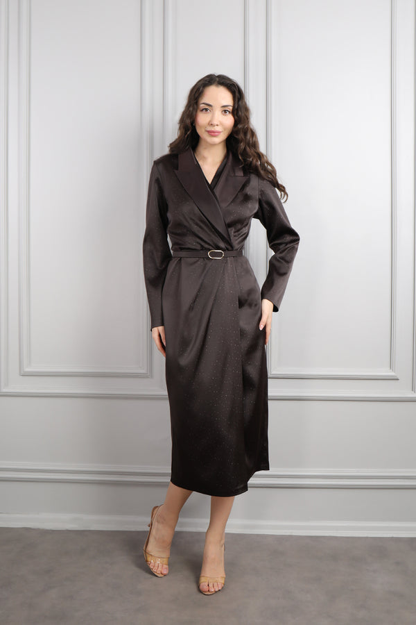 V Yaka Beli Kemerli Büyük Beden Midi Boy Saten Elbise Kahve