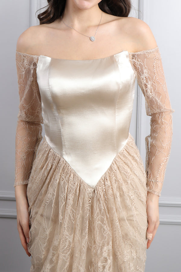 Straplez Pelerin Detaylı Dantelli Abiye Vizon