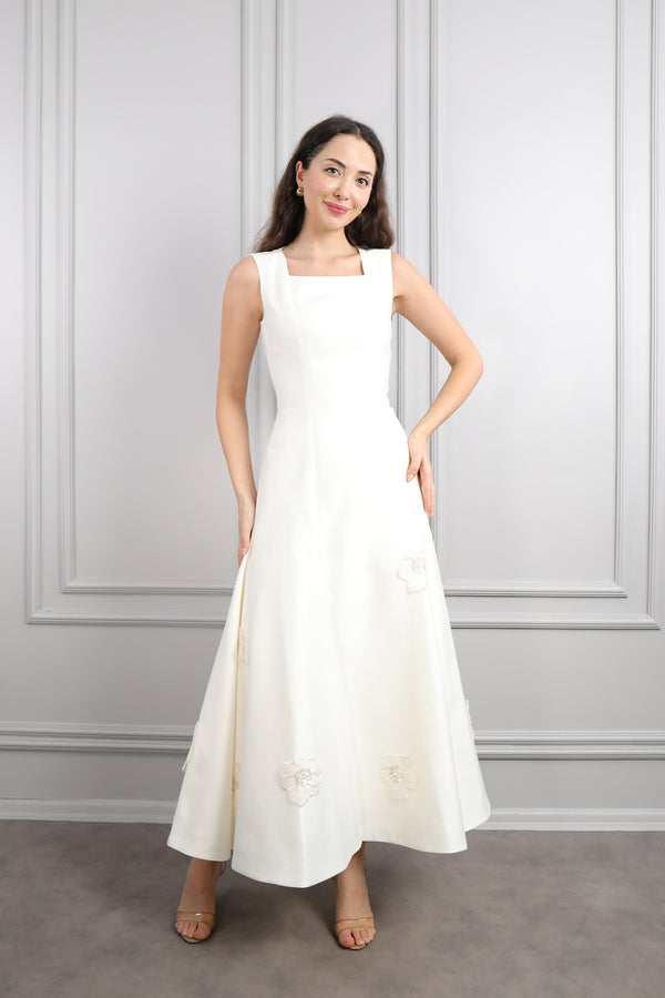 Ceketi Boncuk İşlemeli Çiçek Detaylı Elbise Takım Ekru