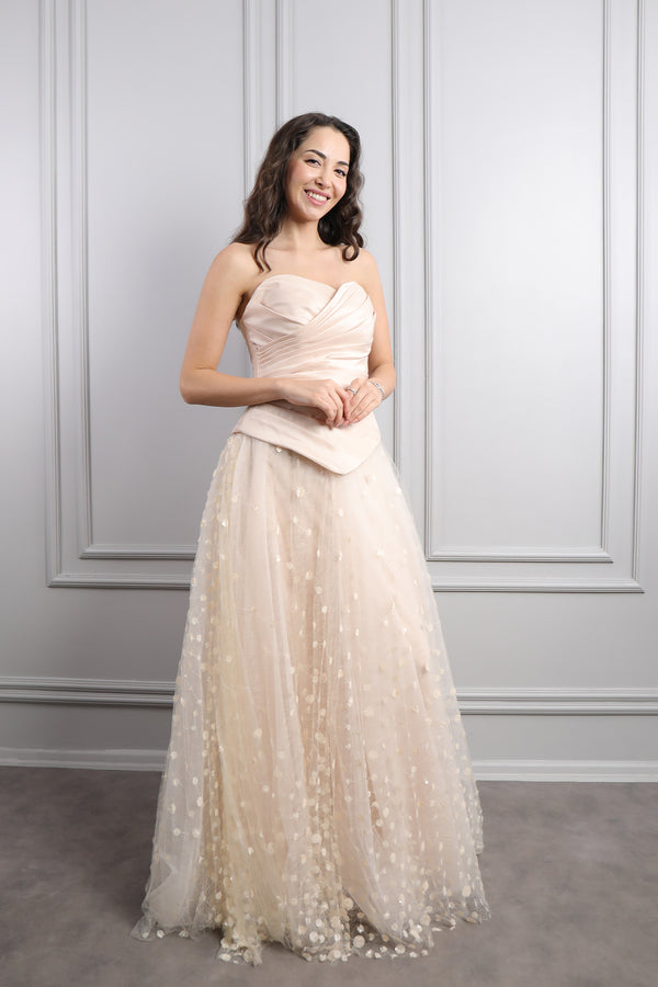 Straplez Drapeli Fular Detaylı Eteği Tüllü Abiye Somon