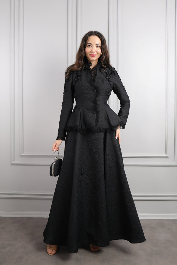 Ceketi Fırfırlı Boncuk İşlemeli Çanta Aksesuar Detaylı Etek Takım Siyah