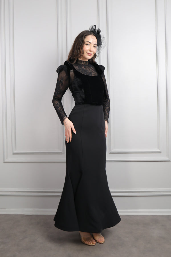 Askısı Bağlamalı Danyelli Saç Aksesuar Detaylı Kadife Elbise Takım Siyah