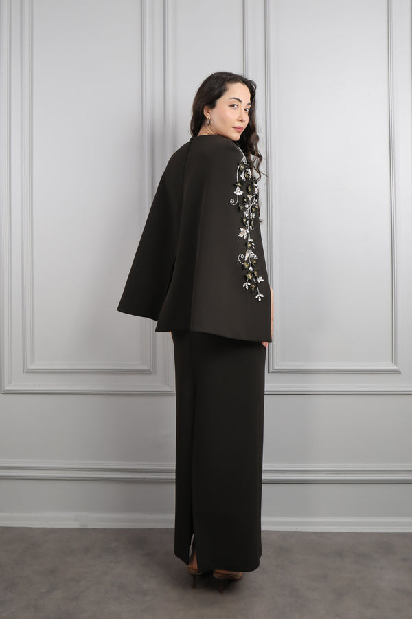 V Yaka Pelerini Taş Ve Çiçek Detaylı Büyük Beden Abiye Kahve