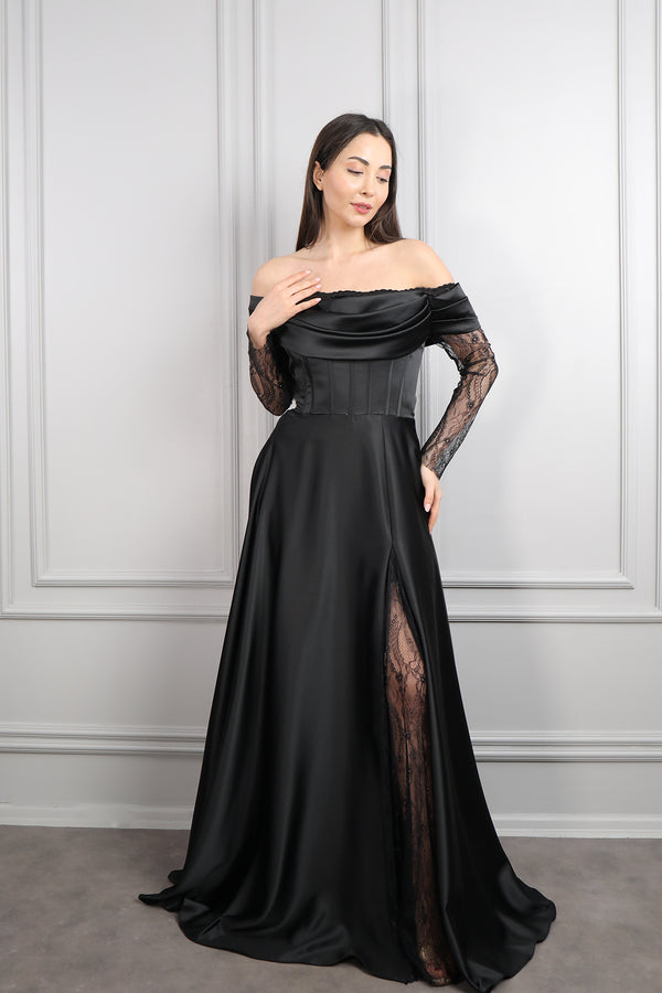 Kayık Yaka Dantel Detaylı Drapeli Saten Abiye Siyah