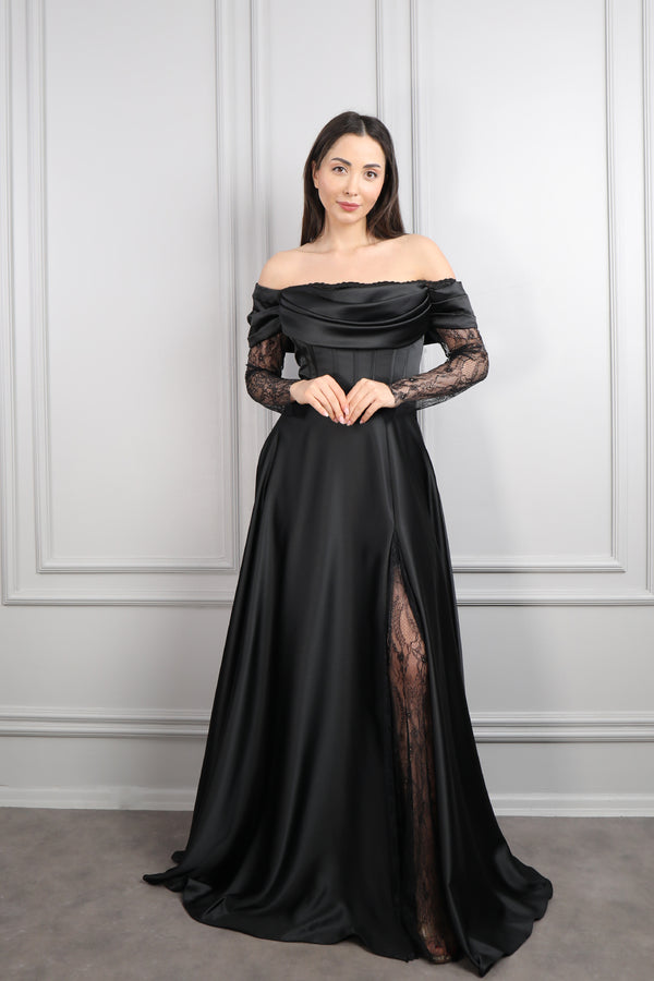 Kayık Yaka Dantel Detaylı Drapeli Saten Abiye Siyah