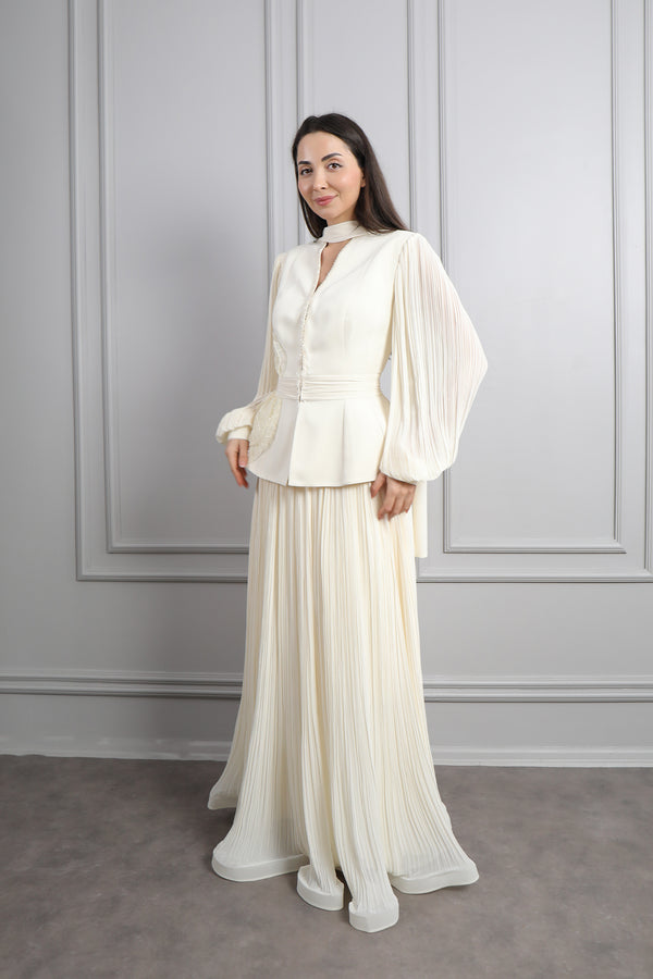 Ceketi Kristal Taş İşlemeli Beli Yaprak Detaylı Etek Takım Ekru