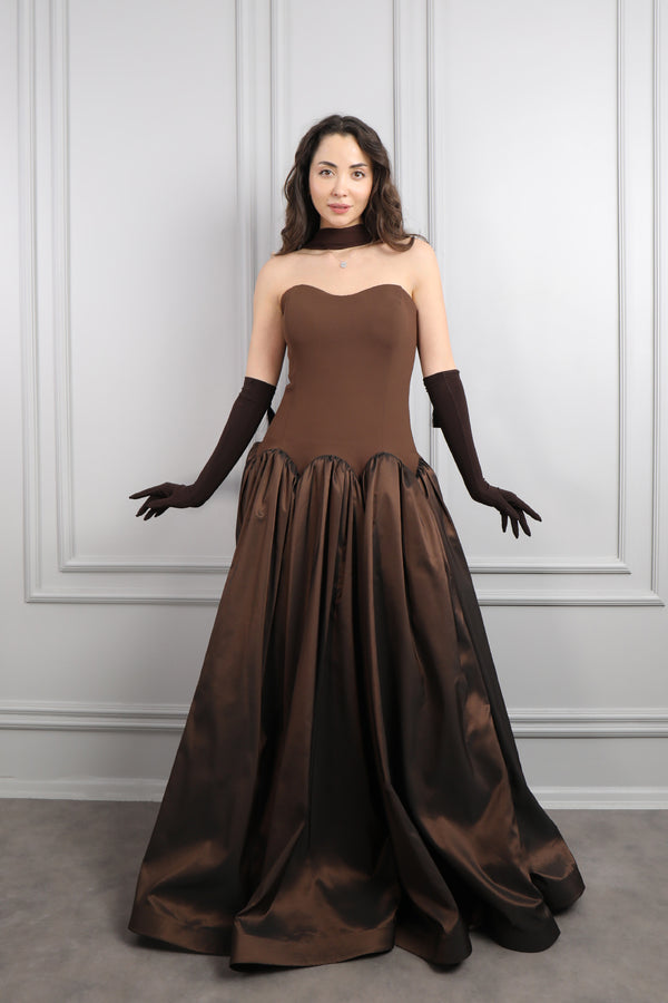 Straplez Eldiven Aksesuar Detaylı Abiye Kahve