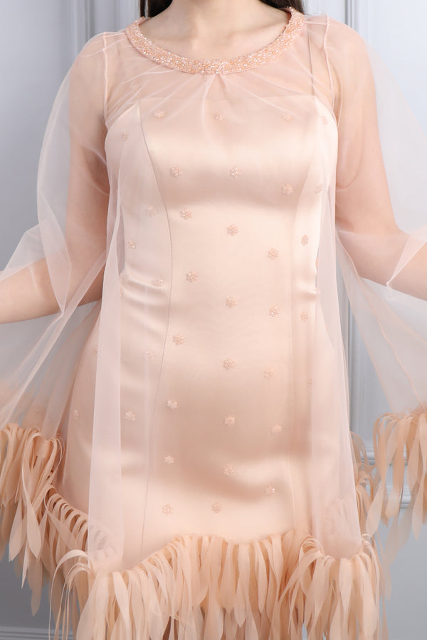 Boncuk İşlemeli Pelerini Tül Detaylı Kısa Boy Saten Abiye Gold