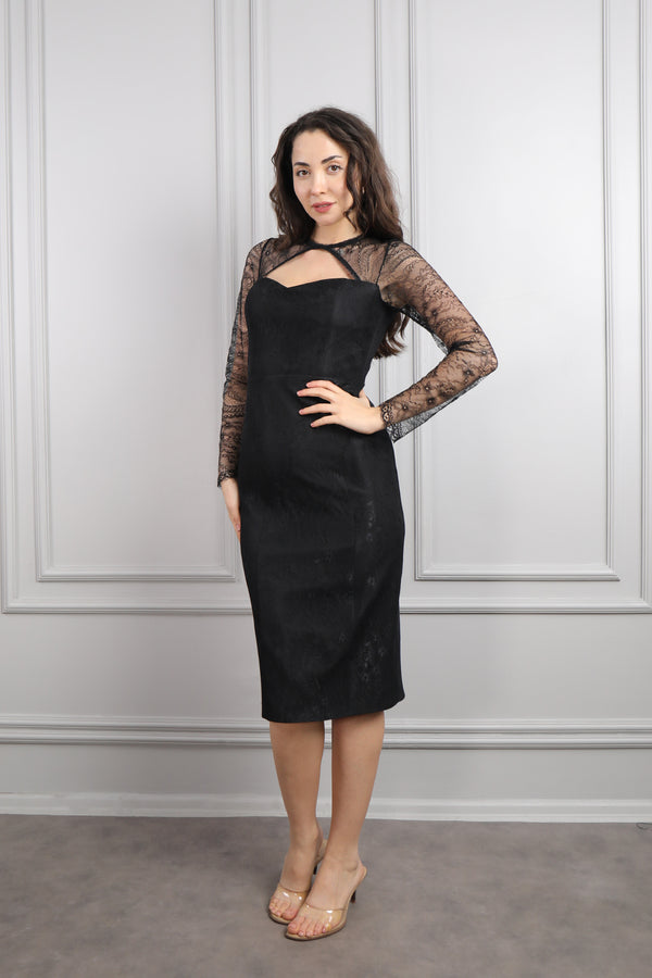 Transparan Detaylı Dantelli Midi Boy Elbise Siyah