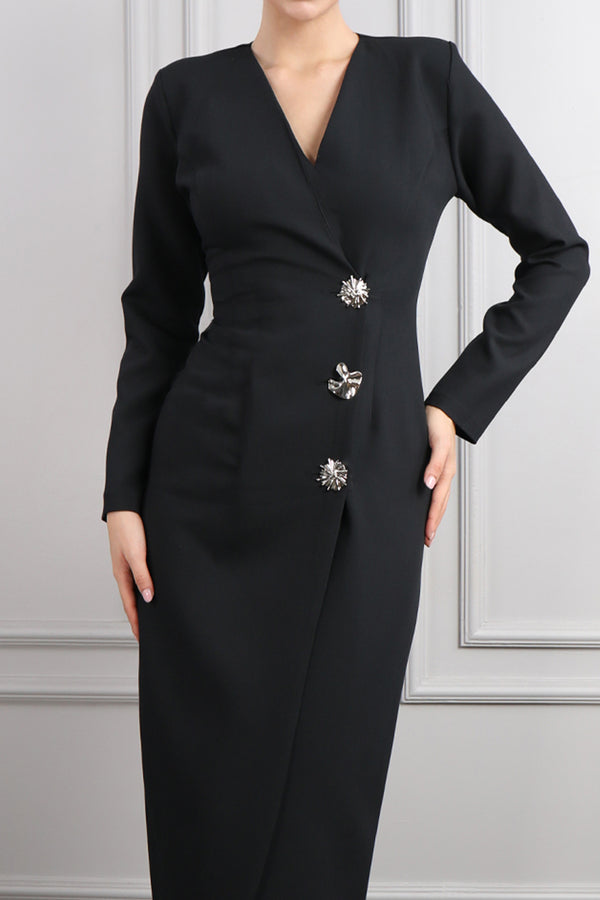 V Yaka Önü Gold Düğme Detaylı Midi Boy Elbise Siyah