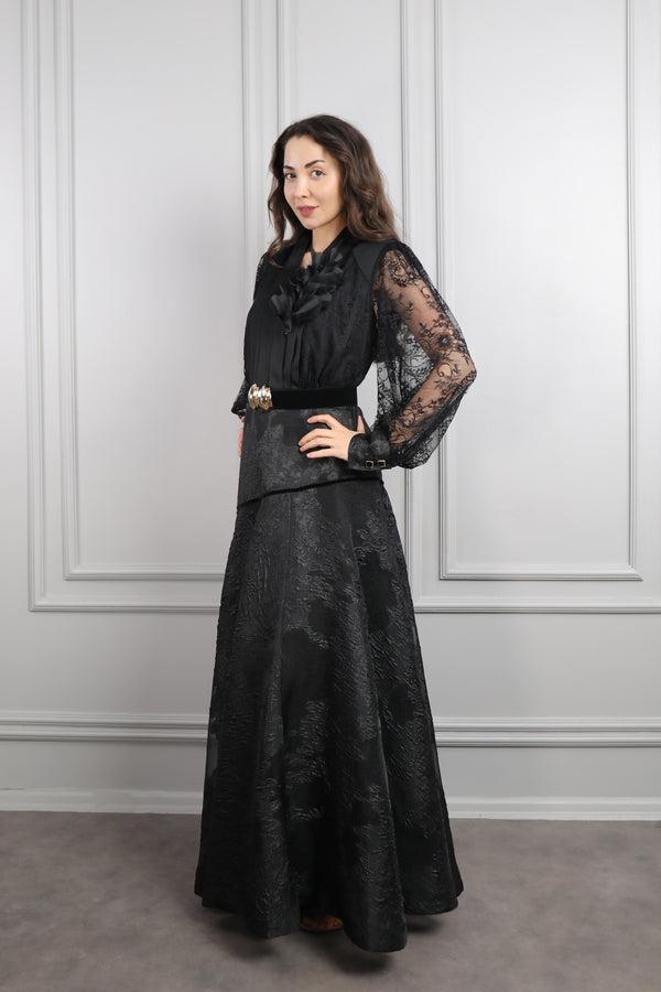 Beli Kemerli Kolları Transparan Çiçek Detaylı Büyük Beden Elbise Siyah