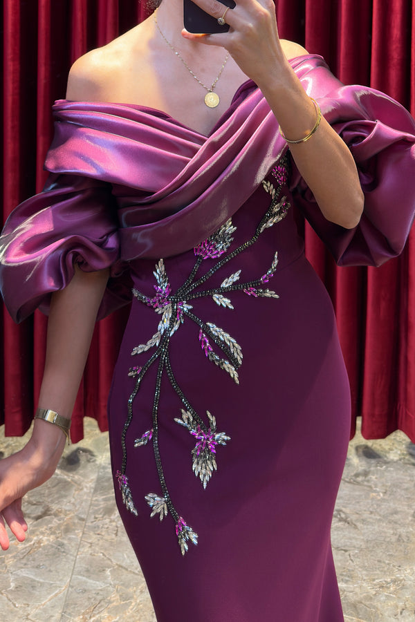 Balon Kollu Drape Detaylı Kristal Taş İşlemeli Abiye Mürdüm