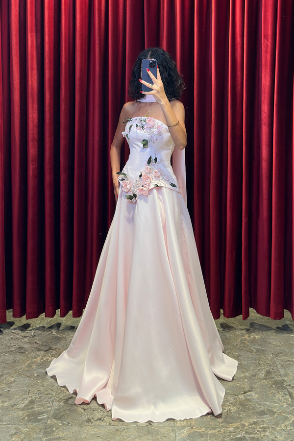 Straplez Kristal Taş İşlemeli Çiçek Detaylı Kabarık Abiye Pembe