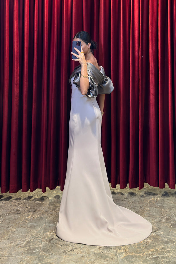 Balon Kollu Drape Detaylı Kristal Taş İşlemeli Abiye Bej
