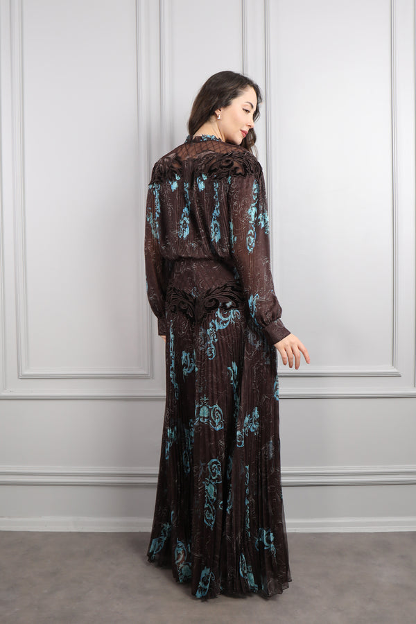 Yakası Bağlamalı Kadife Detaylı Desenli Büyük Beden Şifon Elbise Turkuaz